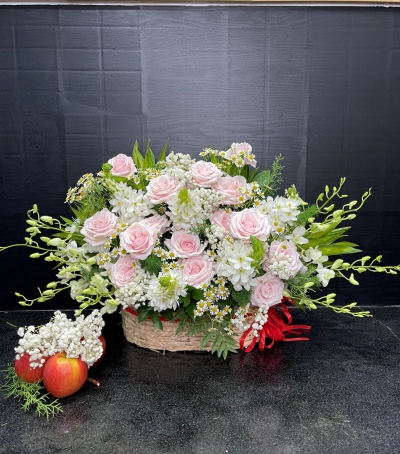 Giỏ Hoa Hồng Chúc Mừng HCM-0202
