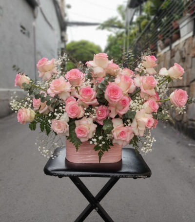 Giỏ Hoa Hồng Chúc Mừng HCM-0012