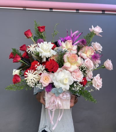 Giỏ Hoa Tươi Chúc Mừng - 04