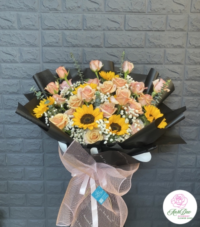 Bó Hoa Chúc Mừng HCM-0005