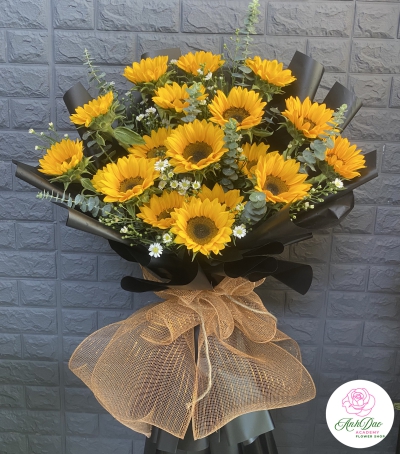 Bó Hoa Hướng Dương Chúc Mừng HCM-0007