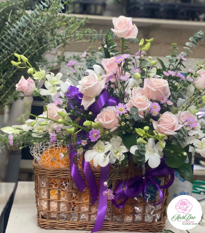 Giỏ Hoa Hồng Chúc Mừng HCM-0009