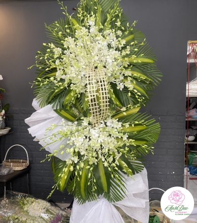 Hoa Tươi Chia Buồn - Kệ Hoa Đẹp HCB-0004