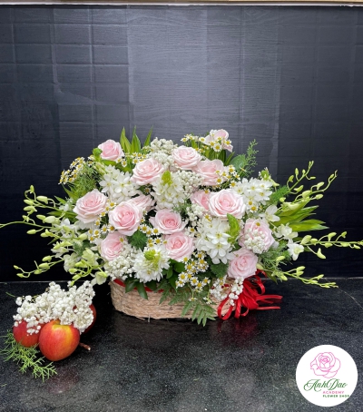 Giỏ Hoa Hồng Chúc Mừng HCM-0202