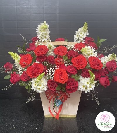 Giỏ Hoa Hồng - Hoa Tươi Chúc Mừng HCM-0008