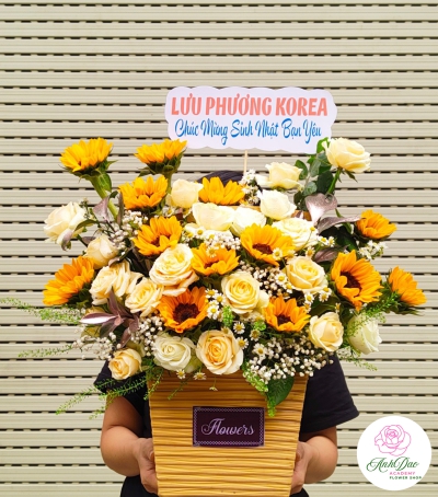 Giỏ Hoa Tươi - Hoa Chúc Mừng Sinh Nhật HSN-0015