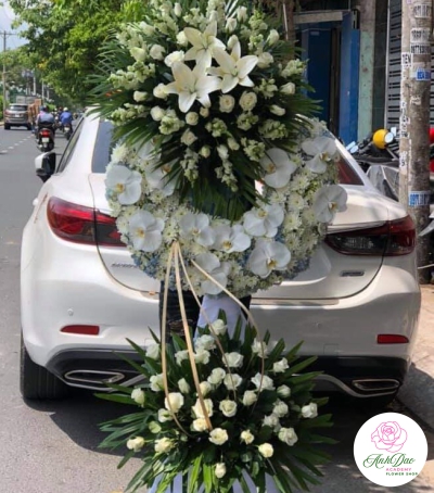 Hoa Tươi Chia Buồn - Kệ Hoa Đẹp HCB-1115