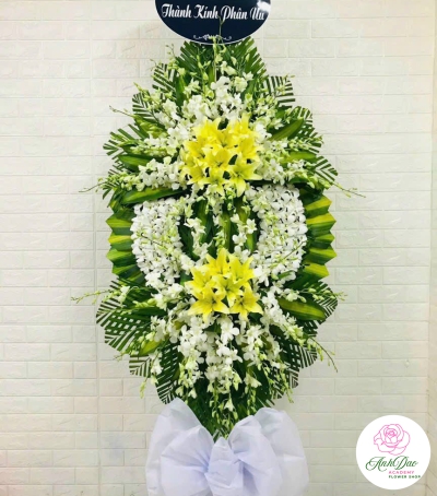 Hoa Tươi Chia Buồn - Kệ Hoa Đẹp HCB-0010