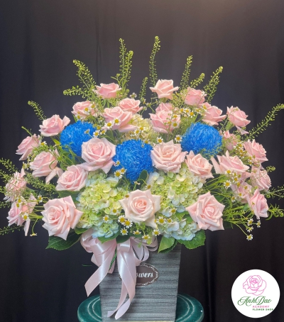 Giỏ Hoa Chúc Mừng - Giỏ Hoa Tươi HCM-0401