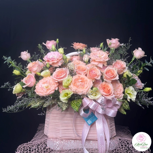 Giỏ Hoa Hồng - Hoa Tươi Chúc Mừng HCM-5210