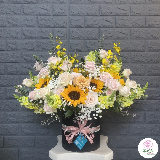 Giỏ Hoa Chúc Mừng HCM-0006