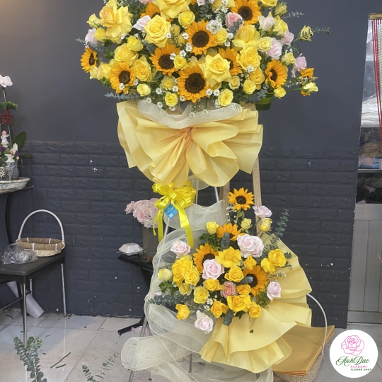 Kệ Hoa Tươi Chúc Mừng KHT-0005