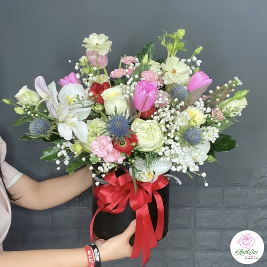  Giỏ Hoa Chúc Mừng HCM-0010