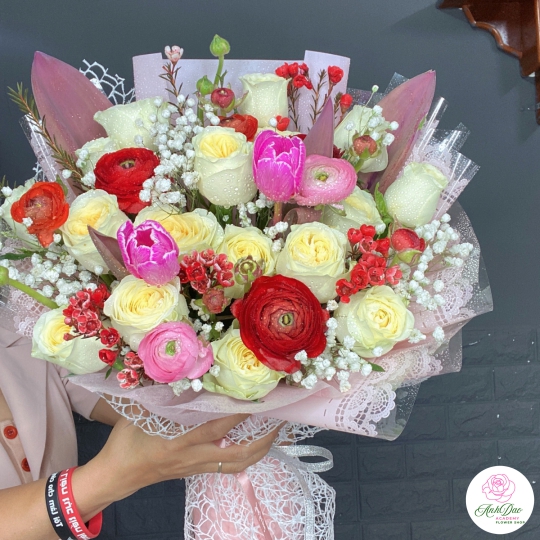 Bó Hoa Chúc Mừng HCM-0008