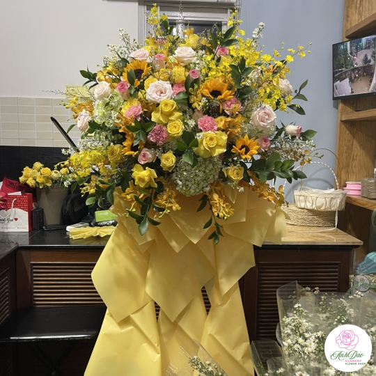 Kệ Hoa Tươi Chúc Mừng KHT-0006