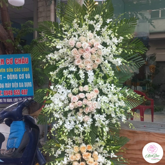 Hoa Tươi Chia Buồn - Kệ Hoa Đẹp HCB-0005