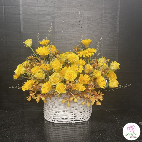 Giỏ Hoa Hồng - Hoa Tươi Chúc Mừng HCM-0013