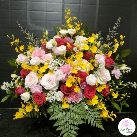 Giỏ Hoa Tươi - Hoa Chúc Mừng HCM-0022