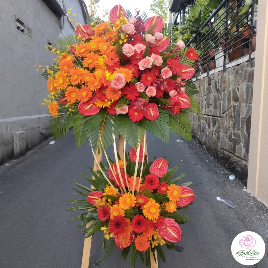 Kệ Hoa Tươi Chúc Mừng - Hoa Tươi Đẹp KHT-0302