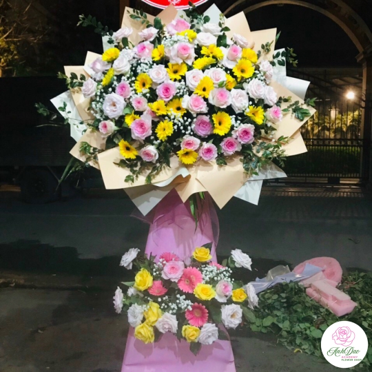 Kệ Hoa Tươi Chúc Mừng - Hoa Tươi Đẹp KHT-0007