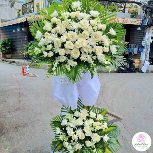 Hoa Tươi Chia Buồn - Kệ Hoa Đẹp HCB-0022