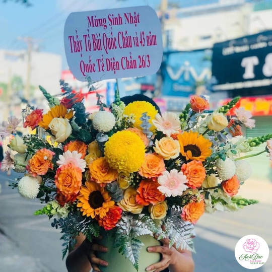 Giỏ Hoa Tươi - Hoa Chúc Mừng Sinh Nhật HSN-0101