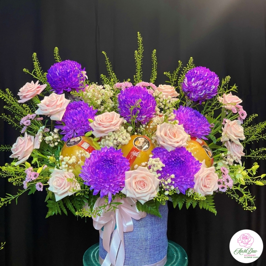 Giỏ Hoa Chúc Mừng - Giỏ Hoa Tươi HCM-0989