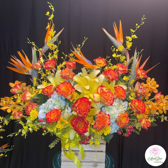 Giỏ Hoa Tươi - Hoa Chúc Mừng HHH-0808