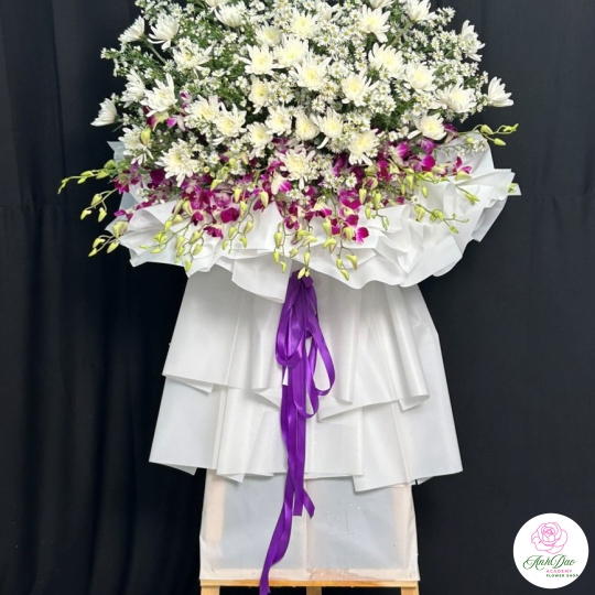 Kệ Hoa Tươi Chia Buồn - Hoa CB003