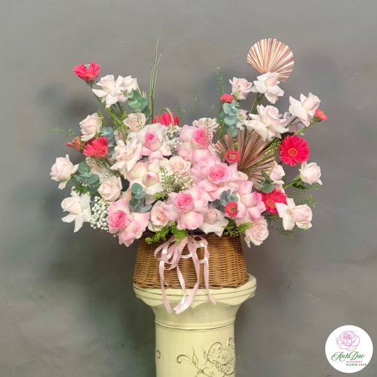 Giỏ Hoa Tươi Chúc Mừng NU-S1