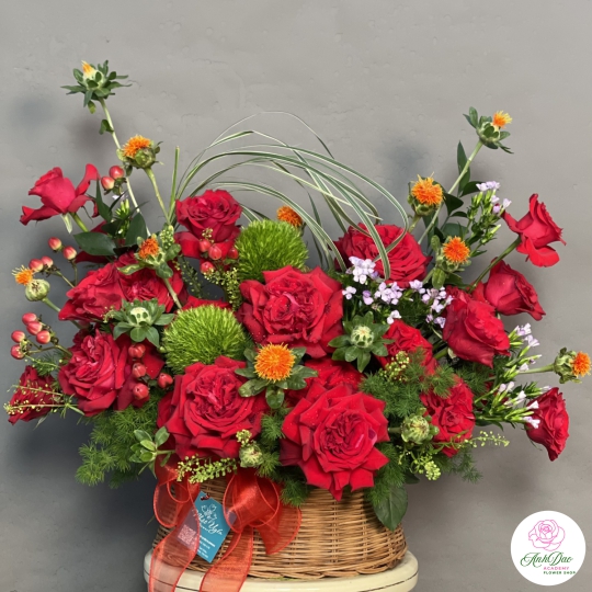 Giỏ Hoa Tươi Chúc Mừng